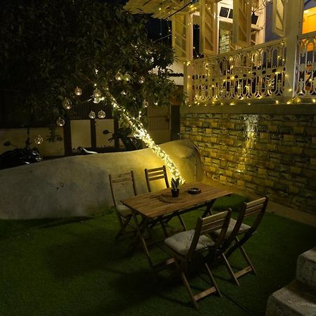 Gosolo Stays Bandra Hostel Βομβάη Εξωτερικό φωτογραφία